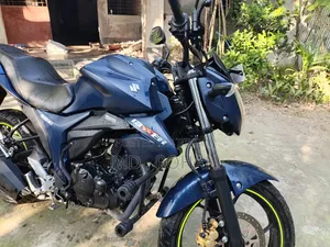সুজুকি জিক্সার ২০২৫