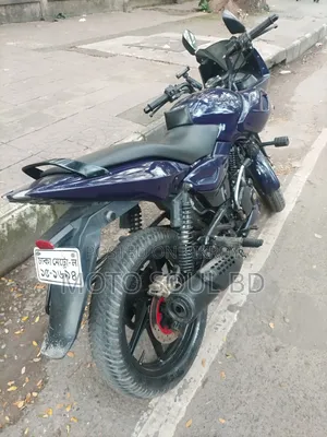 বাজাজ পালসার ১৫০ ২০১০ কালো