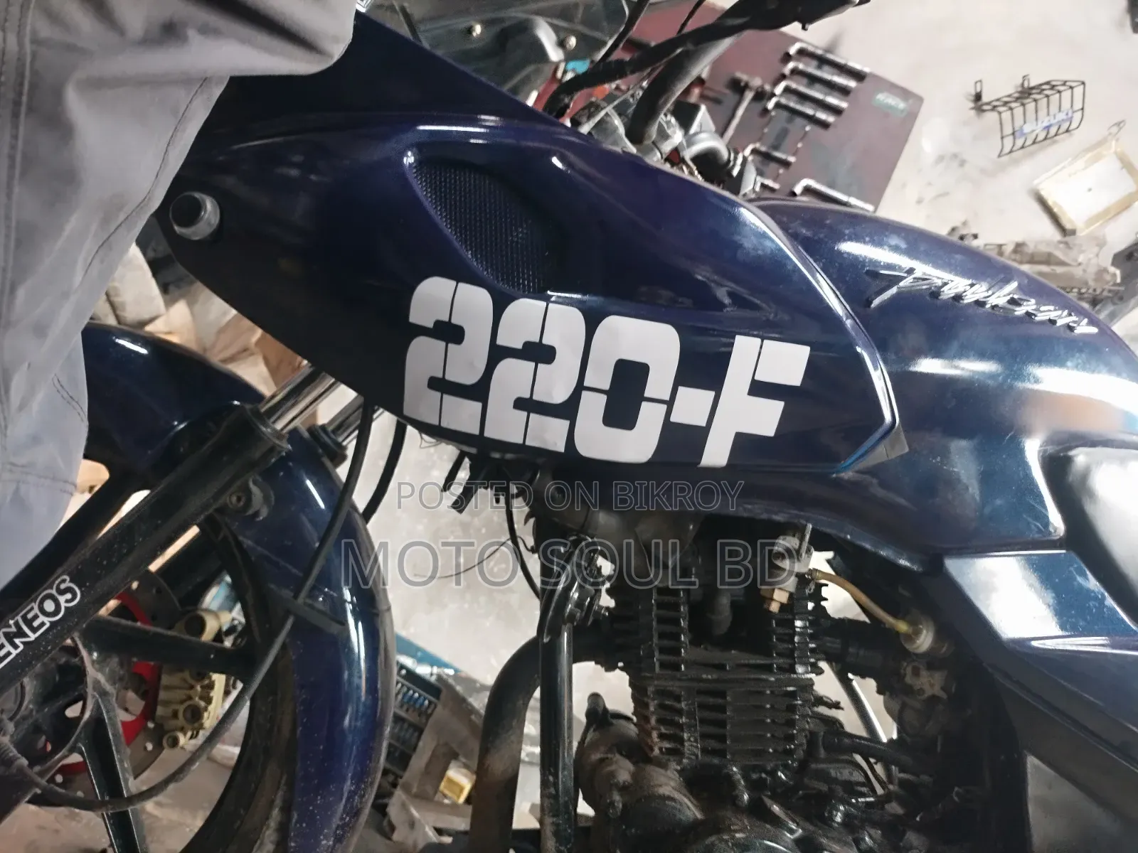 বাজাজ পালসার ১৫০ ২০১০ কালো