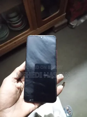 Vivo Y11 32 GB Red