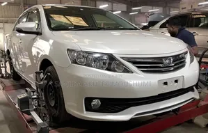 টয়োটা অ্যালিওন ২০১৬ পার্ল
