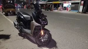 Hero Xoom 110 Xtec 2025 Black