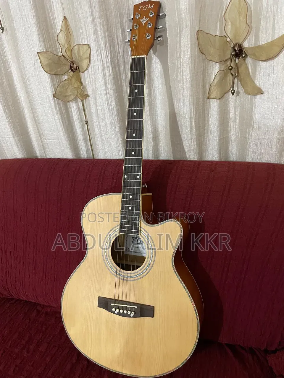 Acoustic Guitar