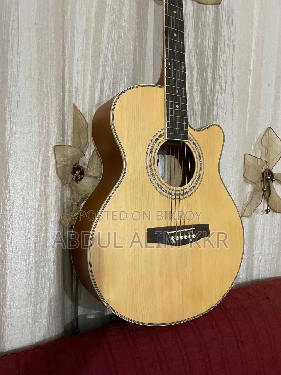 Acoustic Guitar