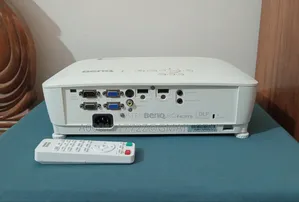 BenQ MH534 Full HD DLP Home Cinema Projector Made in Taiwan