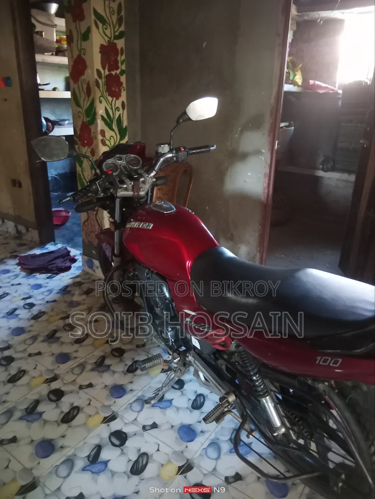 রানার বুলেট ১০০ ২০১৯ লাল