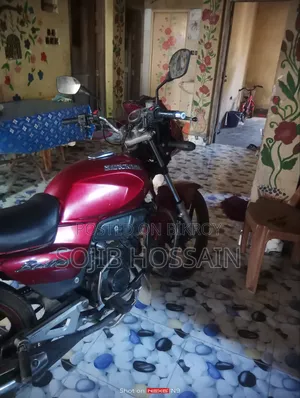 রানার বুলেট ১০০ ২০১৯ লাল