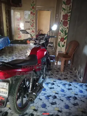 রানার বুলেট ১০০ ২০১৯ লাল