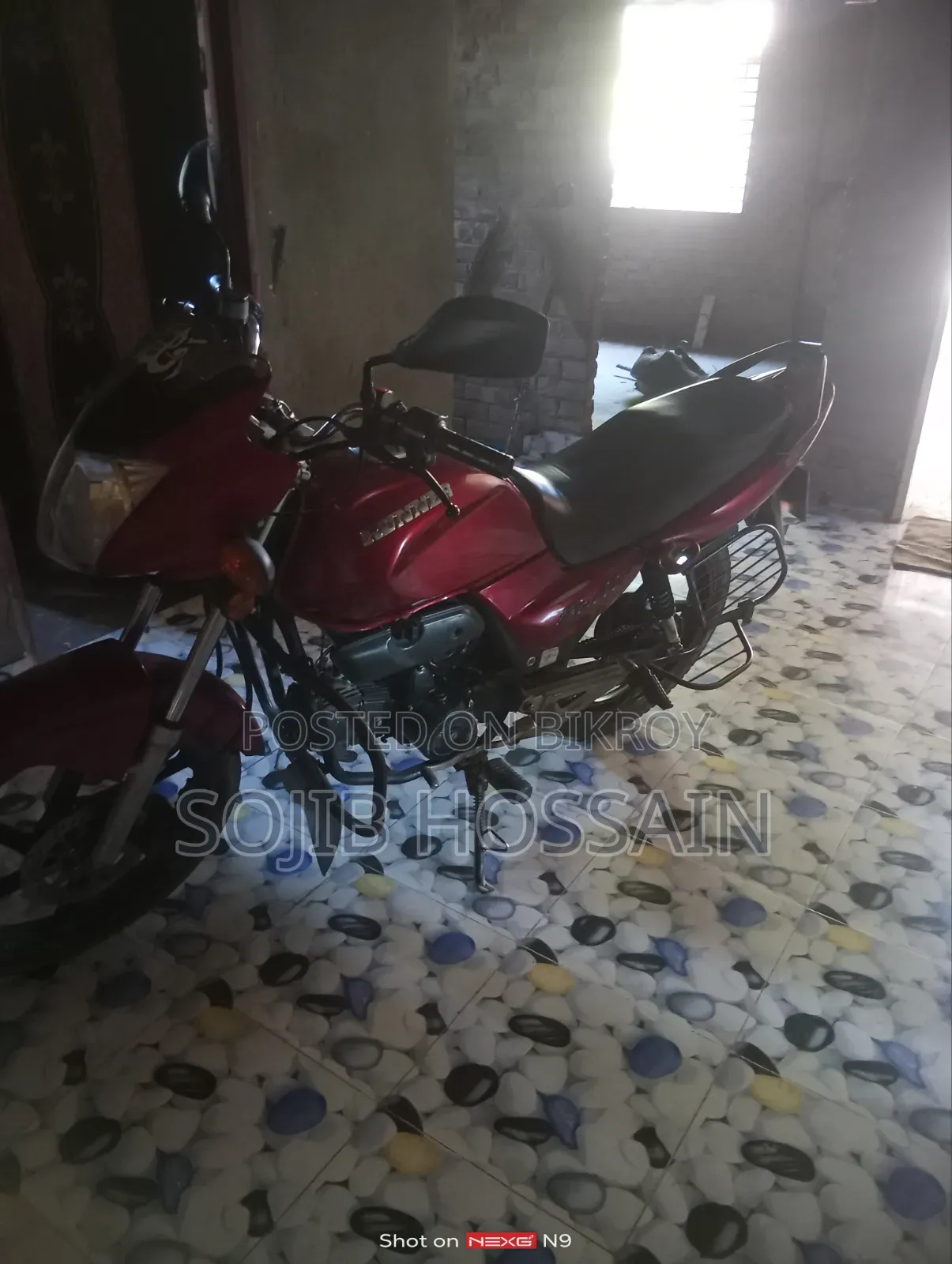 রানার বুলেট ১০০ ২০১৯ লাল