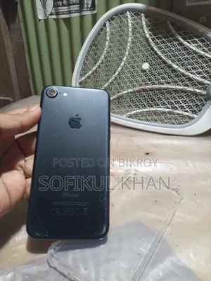 অ্যাপল আইফোন ৭ ৩২ জিবি ব্ল্যাক