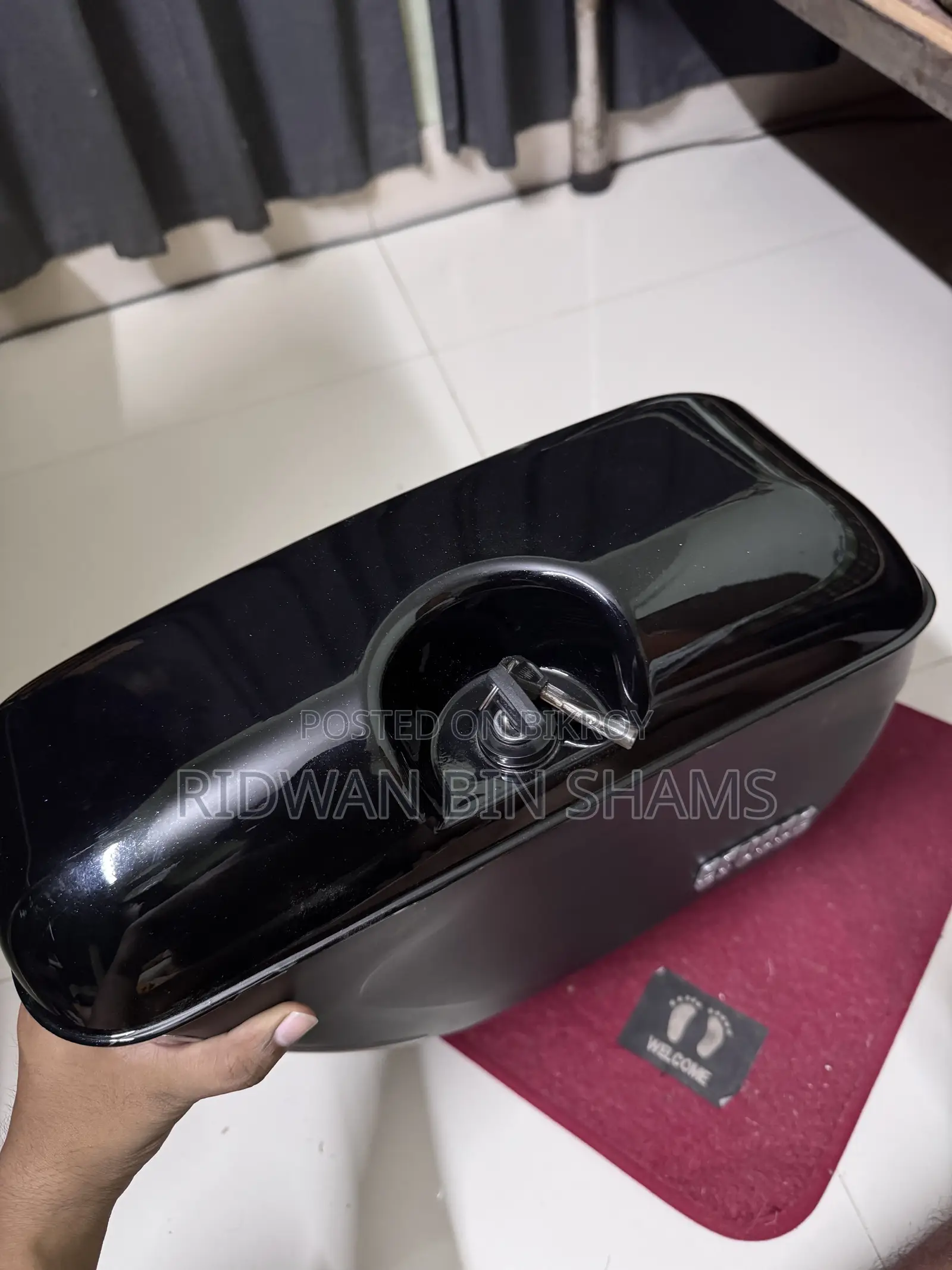STUDDS Side Box for Any Bike