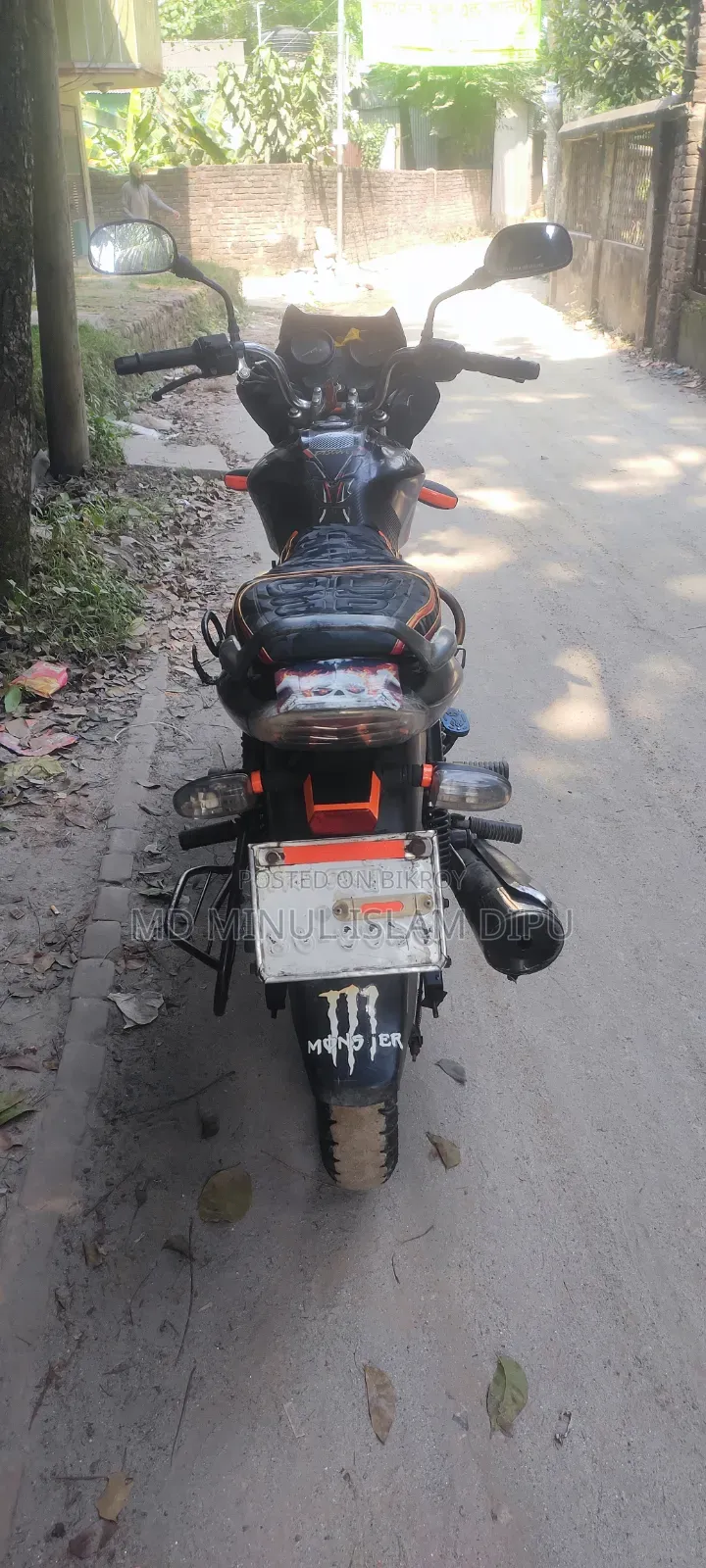Bajaj Discover 100 2012 কালো