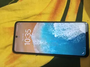 Vivo Y39 128 GB Silver
