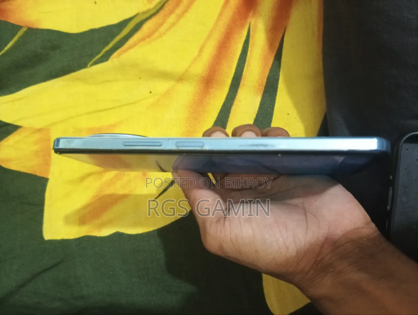Vivo Y39 128 GB Silver