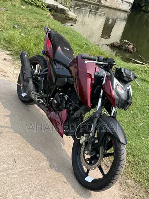 টিভিএস অ্যাপাচে আরটিআর ১৬০ ৪ভি ২০২১ রেড