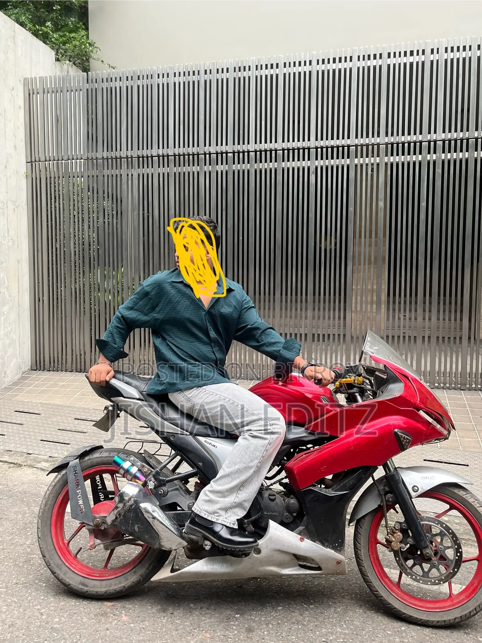 সুজুকি জিক্সার এসএফ ২০১৭ লাল