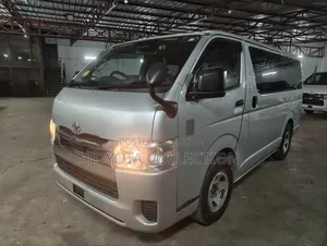 Toyota HiAce 2020 Silver