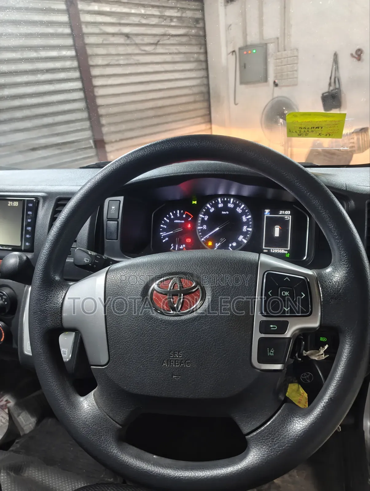 Toyota HiAce 2020 Silver