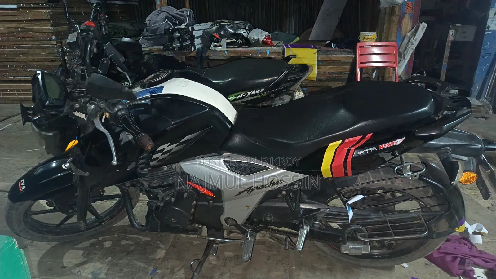 TVS Apache RTR 160 4V 2020 Black