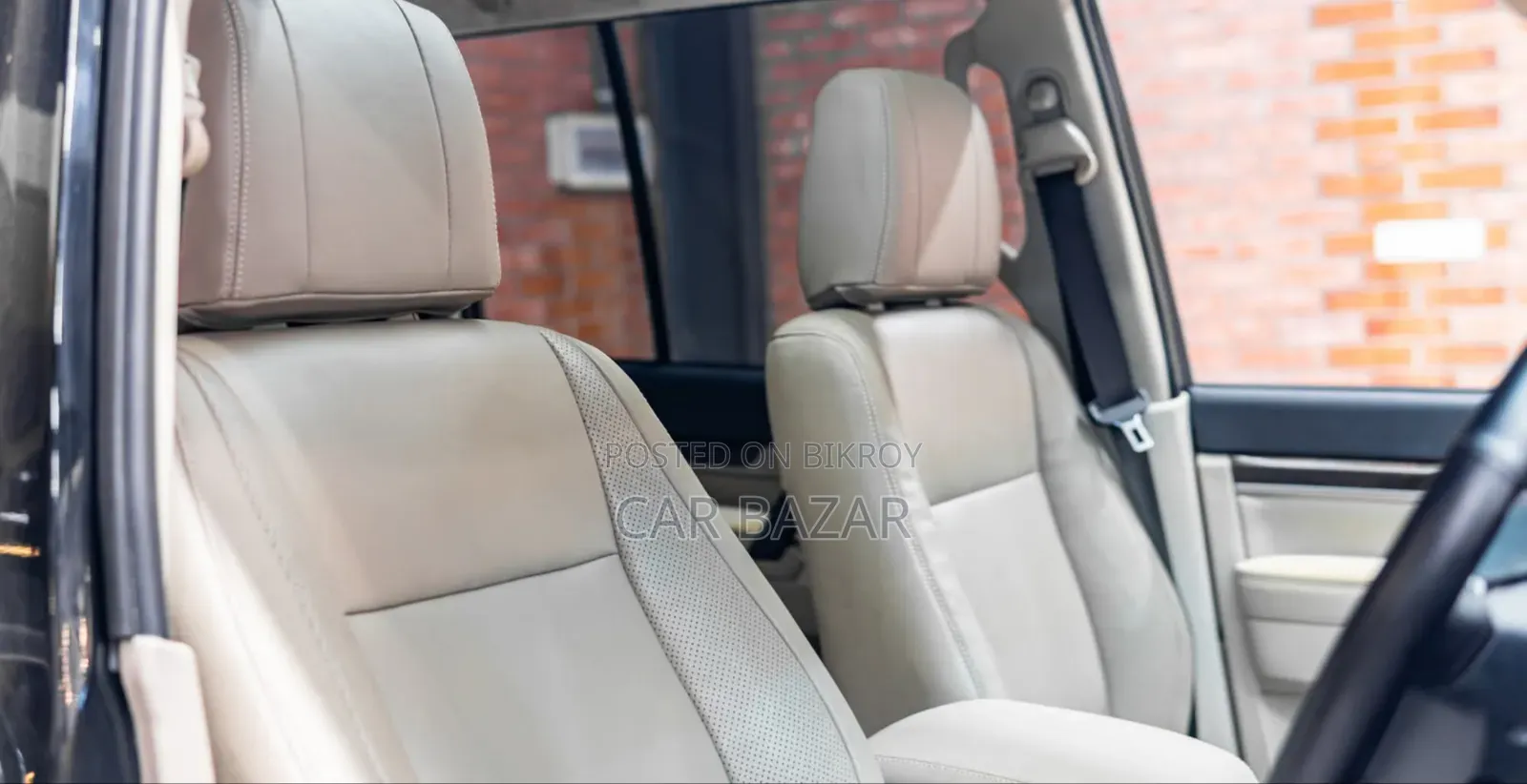 Mitsubishi Pajero Exceed 2017 Black