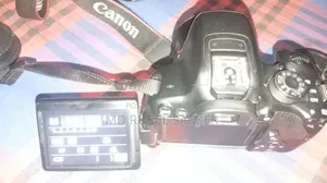 Canon 700D