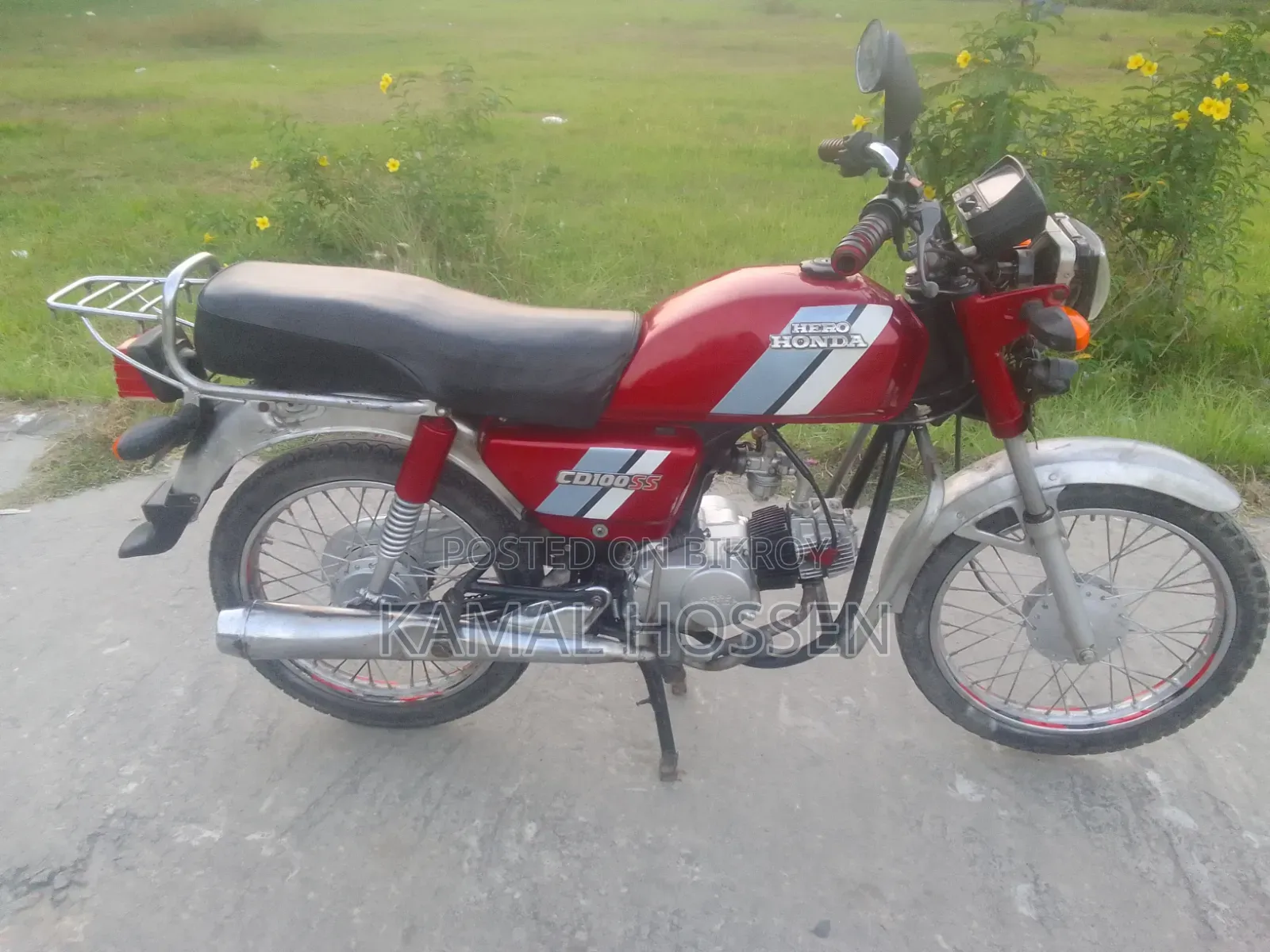 হোন্ডা ১৯৯৬ লাল