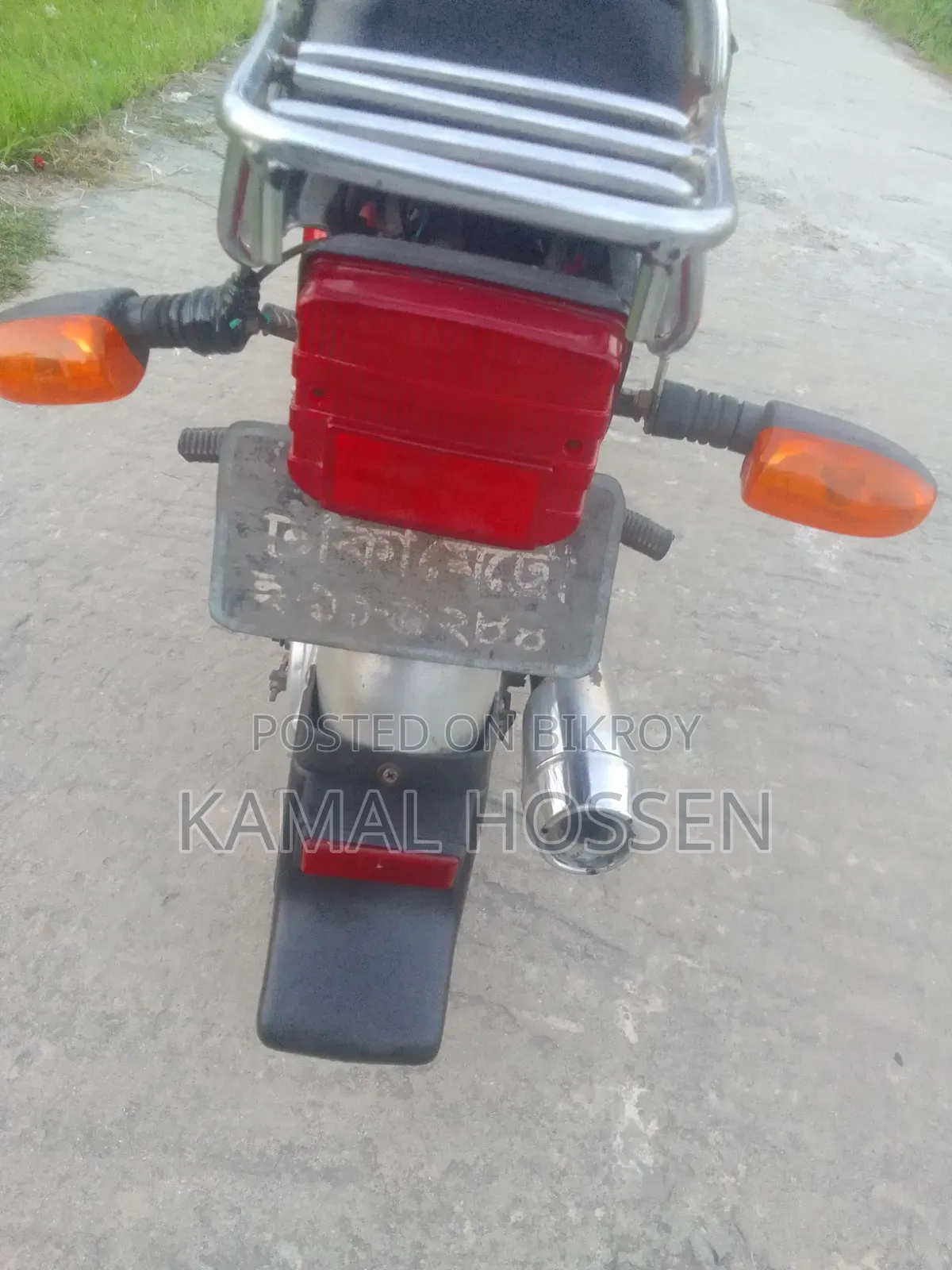 হোন্ডা ১৯৯৬ লাল