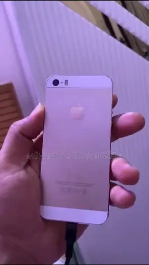 অ্যাপল আইফোন ৫এস ৩২ জিবি রোজ গোল্ড