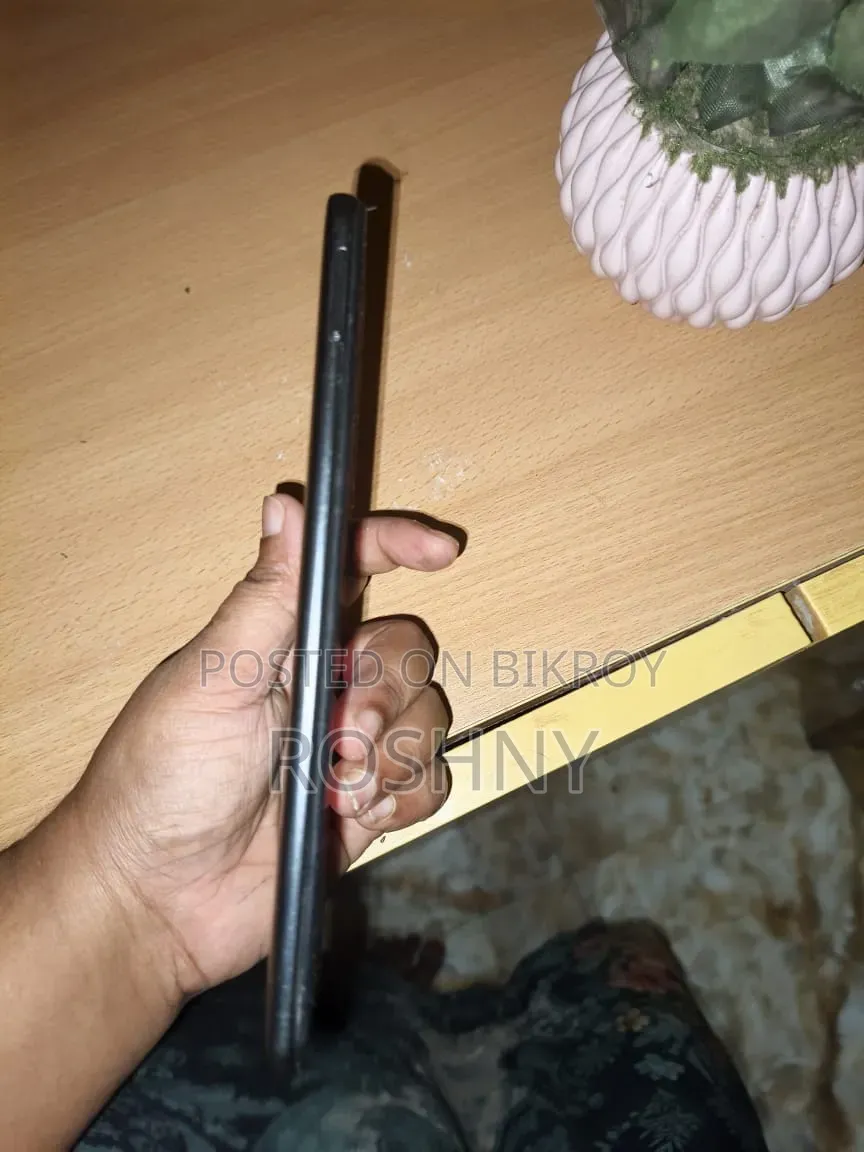 শাওমি রেডমি ১০ ১২৮ জিবি ব্ল্যাক