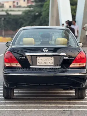 Nissan Sunny 2007 Black
