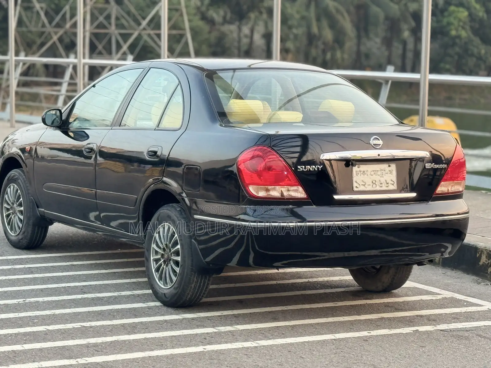 Nissan Sunny 2007 Black