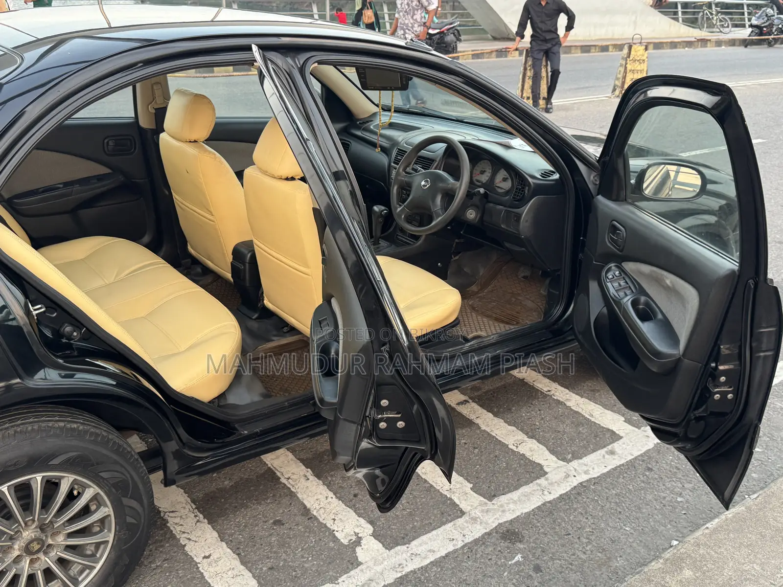 Nissan Sunny 2007 Black