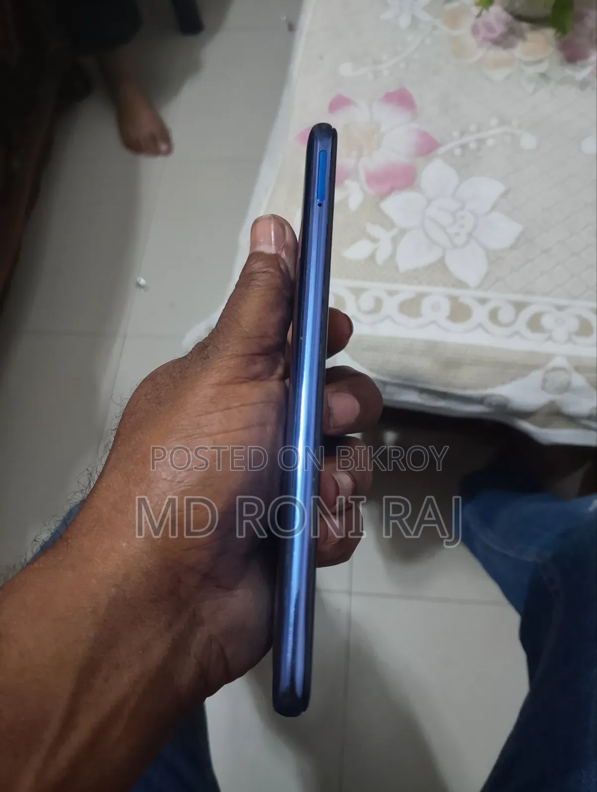 ওয়ালটন ৩২ জিবি ব্লু