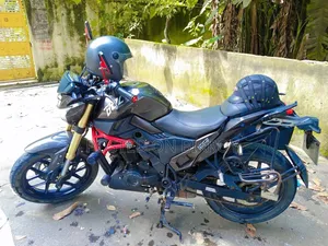 Runner Bolt 165R 2023 Black