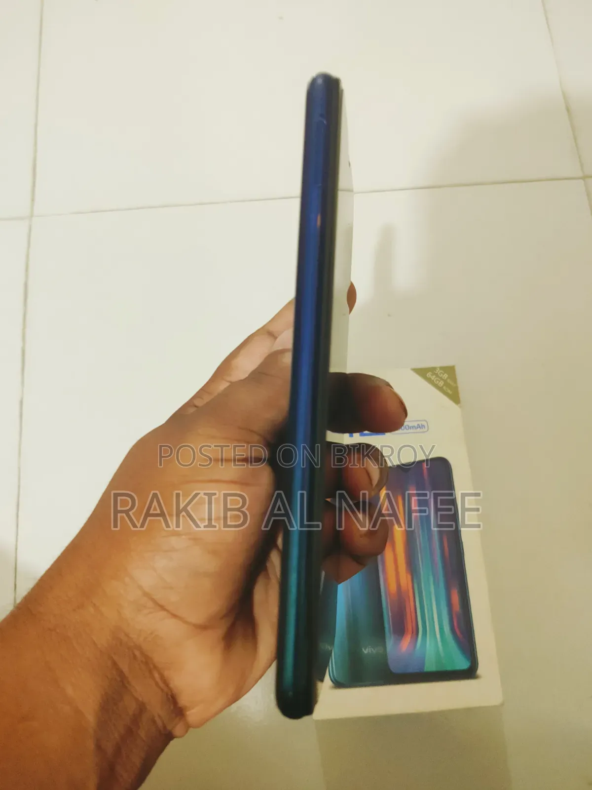 Vivo Y12 64 GB Blue