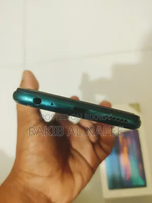 Vivo Y12 64 GB Blue