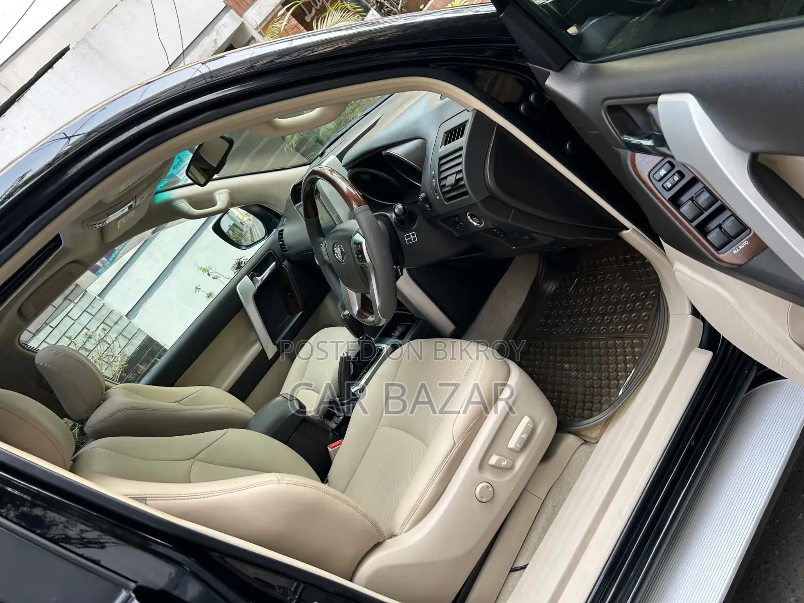 Toyota Land Cruiser Prado 2.7 i 2012 Black