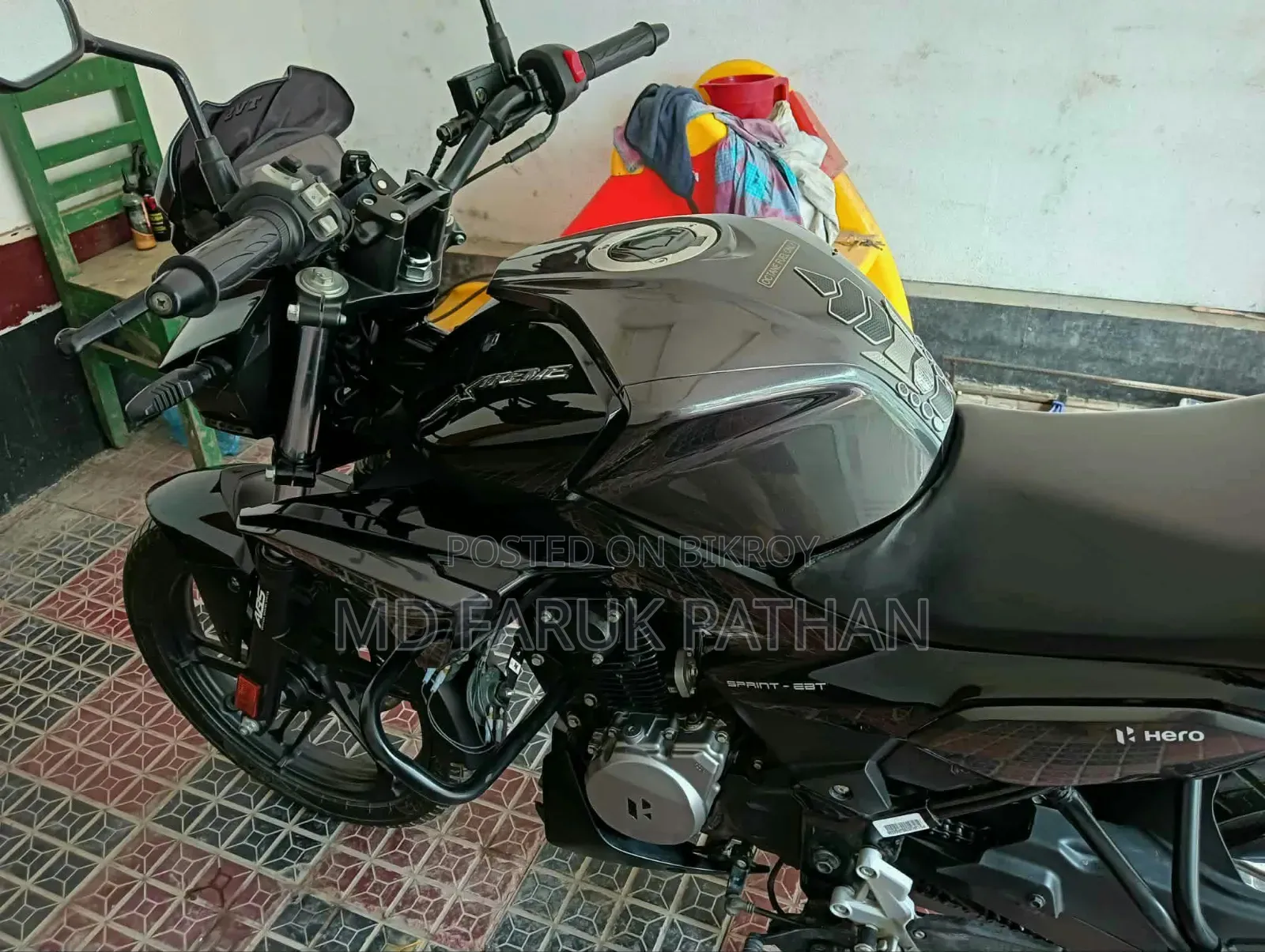 New Hero Xtreme 125R 2025 Black