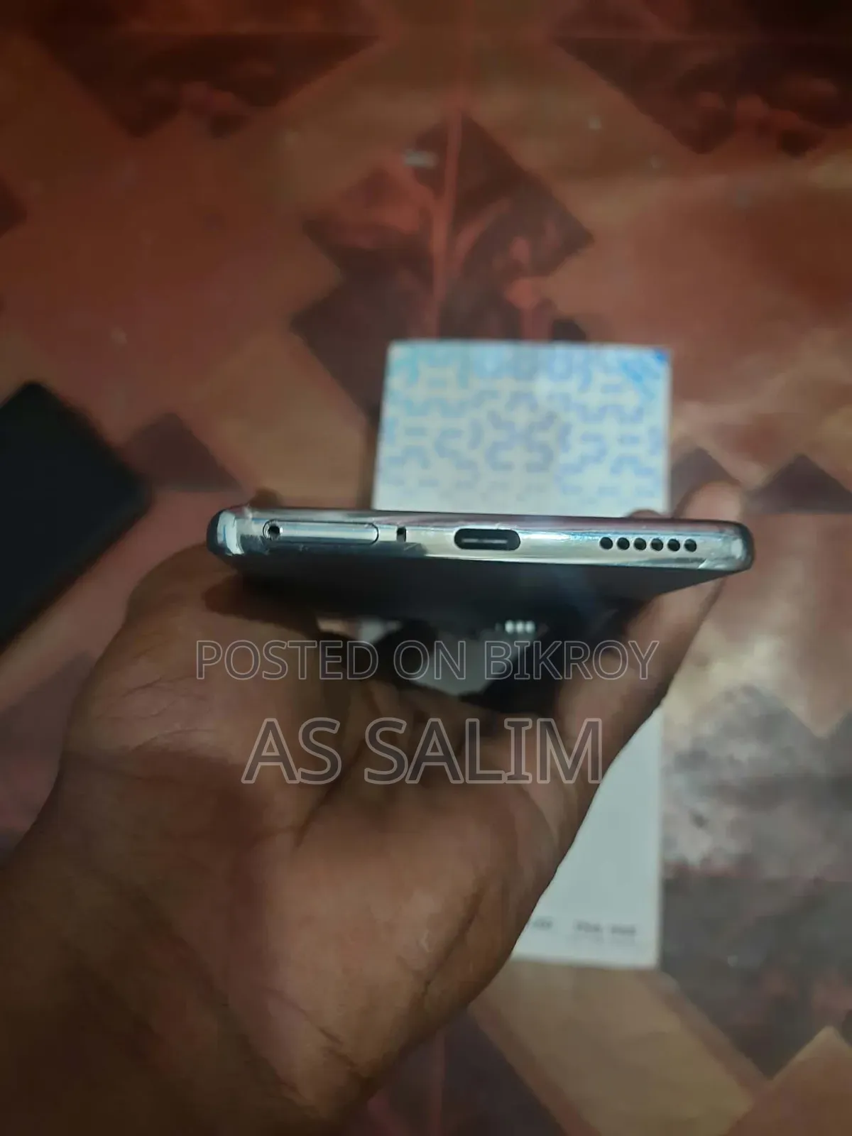 নতুন টেকনো ক্যামন ৪০ প্রো ৫জি ২৫৬ জিবি কালো