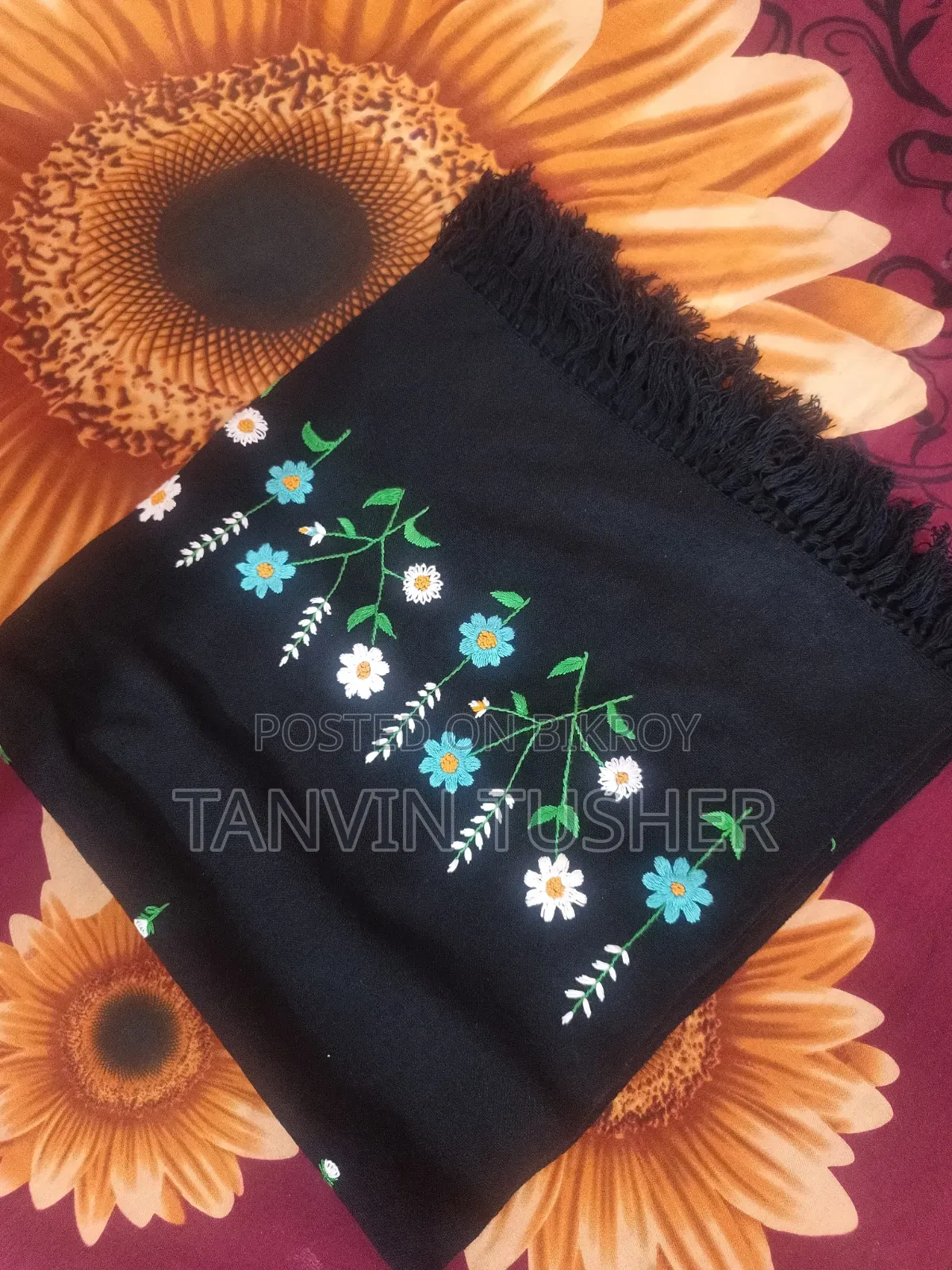 শীতের উলের শাল