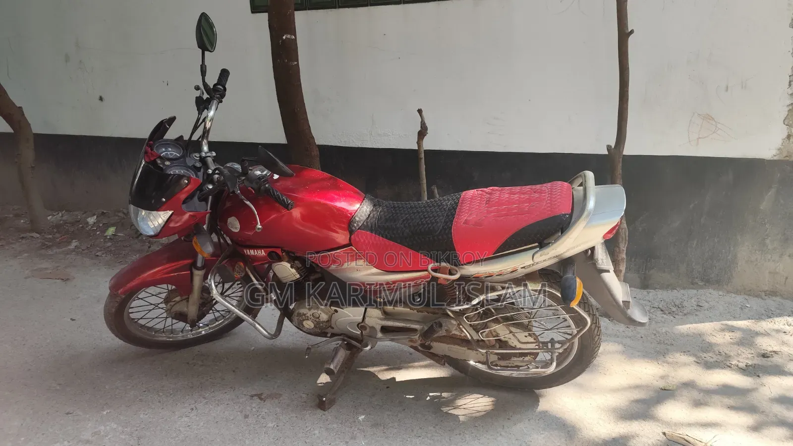 Yamaha 2006 Red