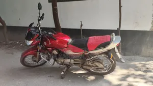 Yamaha 2006 Red