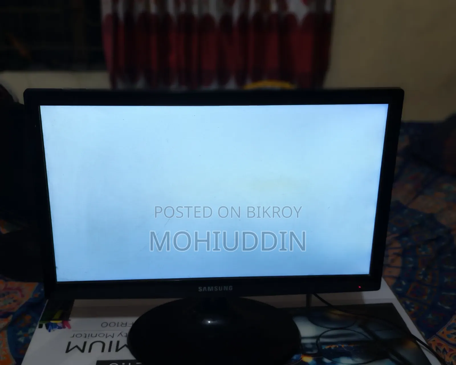 Samsung ১৯" মনিটর সেল প্রতিটি ৫০০ টাকা