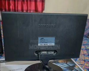 Samsung ১৯" মনিটর সেল প্রতিটি ৫০০ টাকা