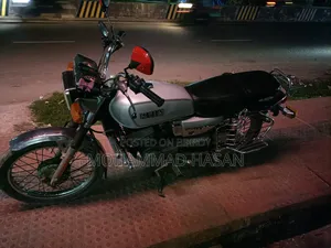 Yamaha 1997 Silver
