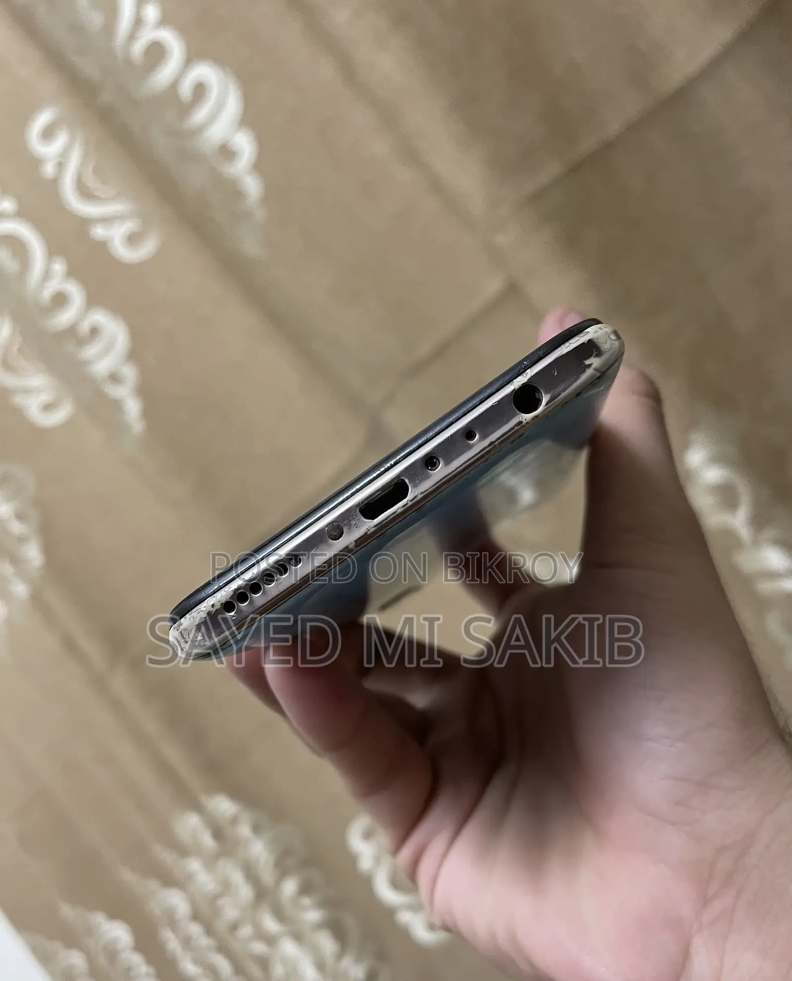 ভিভো ওয়াই১৯ ১২৮ জিবি ব্লু