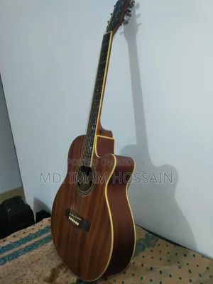ইকুয়ালাইজারসহ ফেন্ডার অ্যাকৌস্টিক গিটার