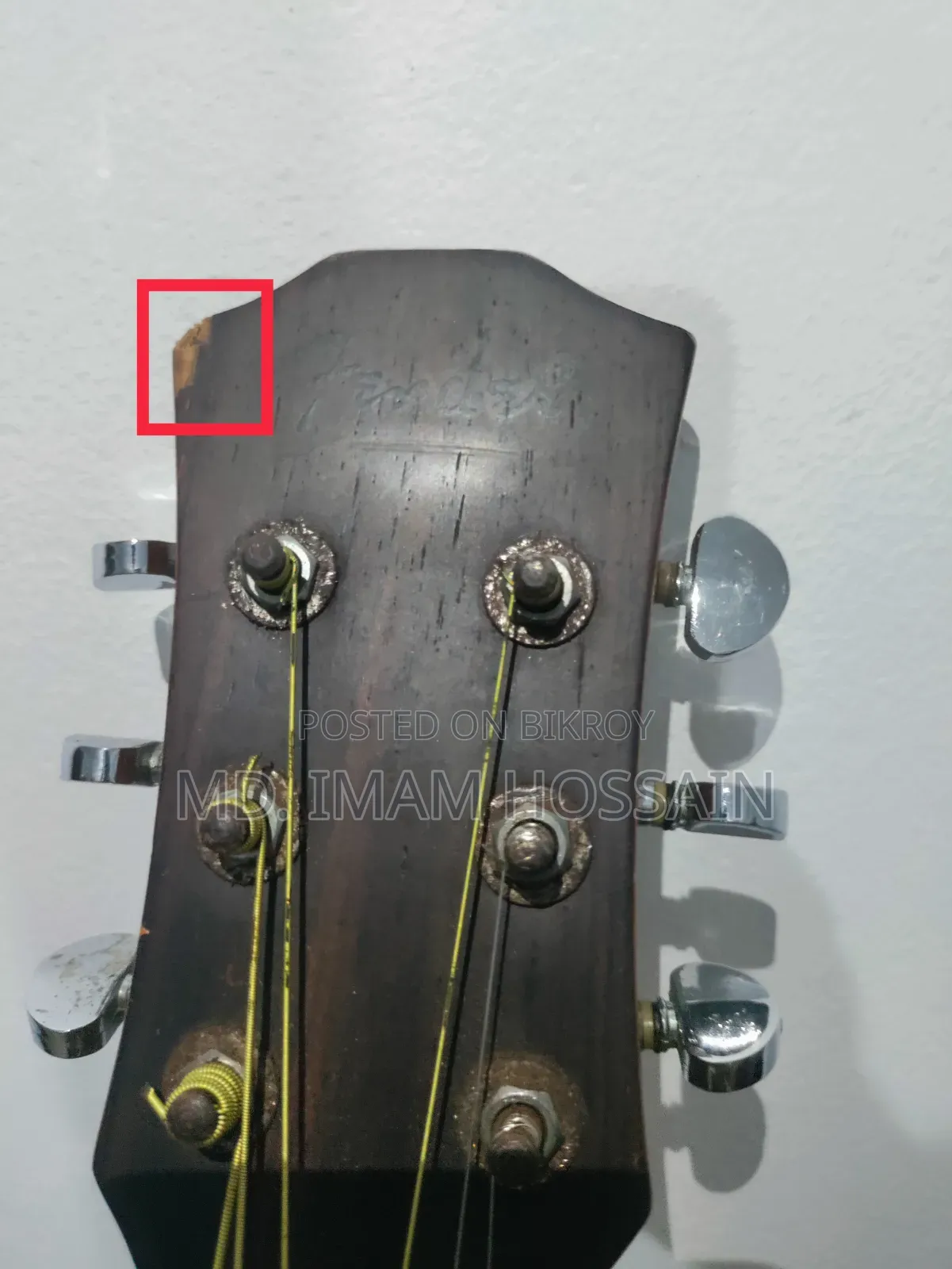 ইকুয়ালাইজারসহ ফেন্ডার অ্যাকৌস্টিক গিটার