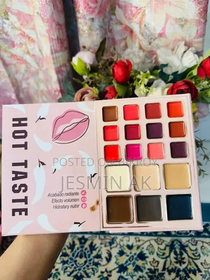 Make Up Box