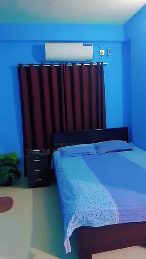 Furnished 3-bedroom Apartment in Tariqul Property, Banasree for rent